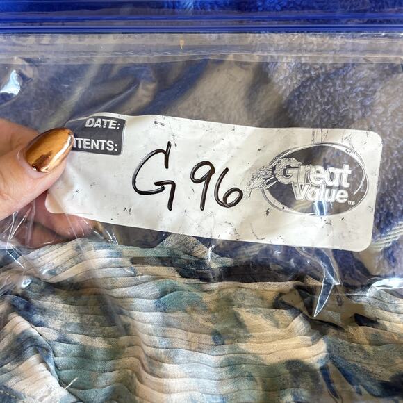 DKNY Blue White Tie Dye Pleated Short Sleeve Shift Dress - Size 10P - Picture 8 of 8